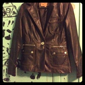 Marcelle Renee coat/jacket