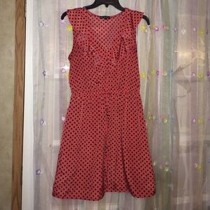 Polka dotted dress great for this summer😉