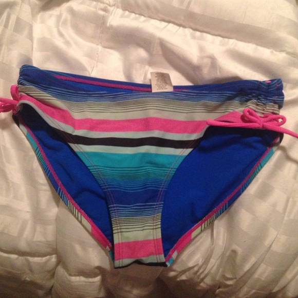 Striped bikini bottom