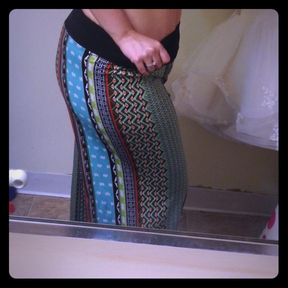 patterned palazzo pants