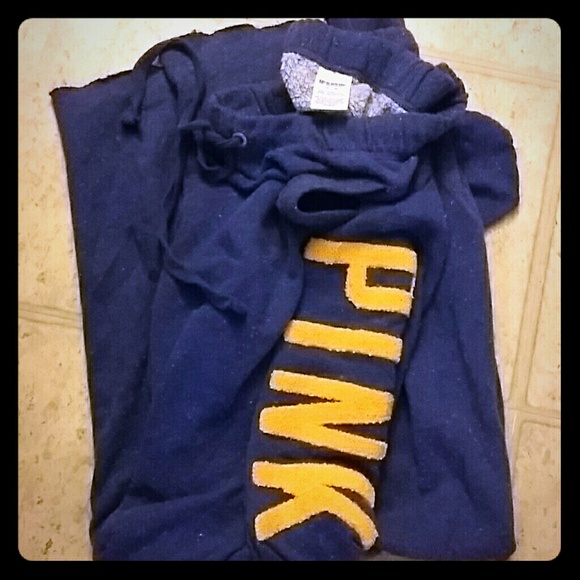 Victoria Secret Boyfriend sweatpants size M