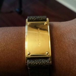 Reduced - Michael Kors  Metal & Leather Bracelet