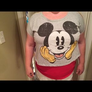 Crop Mickey Mouse tee
