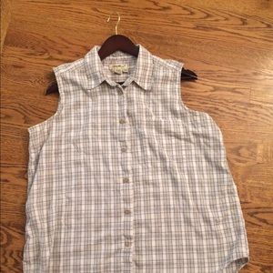 Light pastel button up sleeveless top