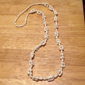 ♦️REDUCED♦️Shell Necklace