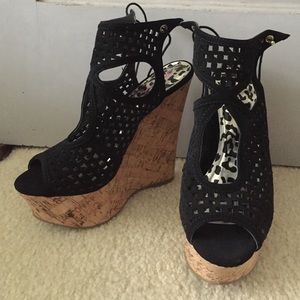 Peep toe platform wedges