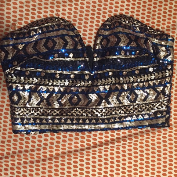 Strapless deep V sequin top (bralette)