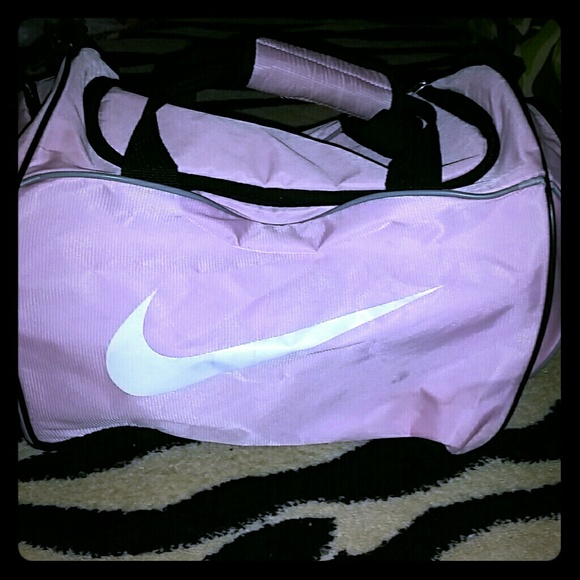NIKE GYM BAG