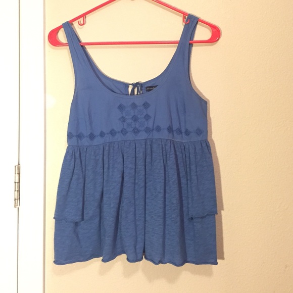 American Eagle Outfitters blue shirt