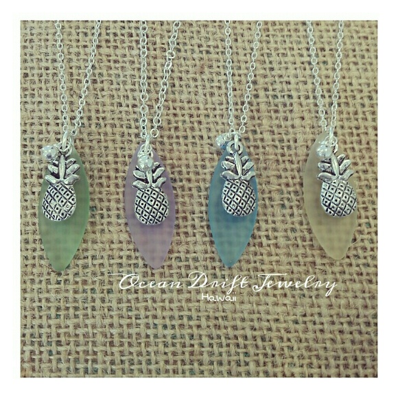 handmade  Accessories - Pineapple necklaces SP