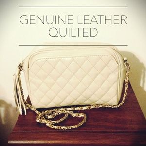 Vintage leather quilted crossbody with gold chain
