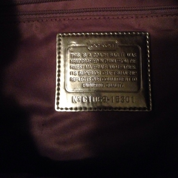 Coach purse!! - Picture 2 of 4