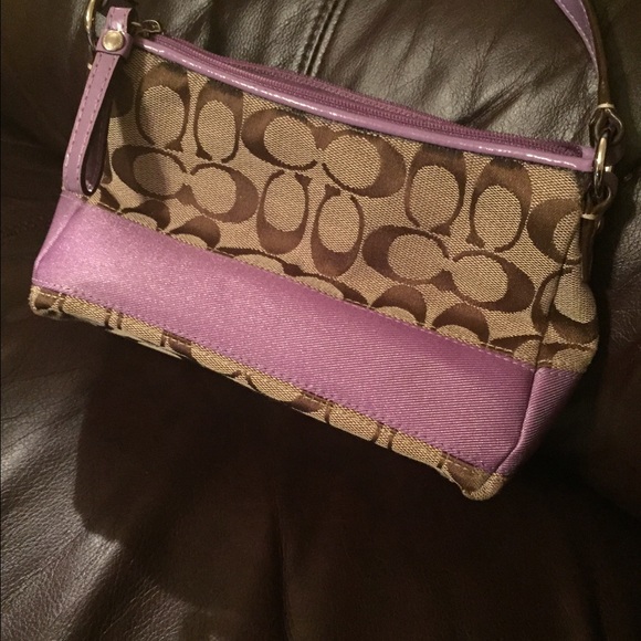 Purple Coach purse Authentic - Picture 2 of 4