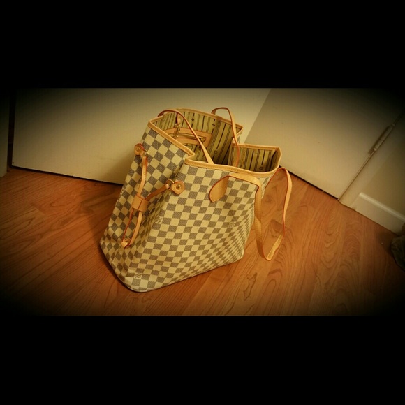 Hand bag