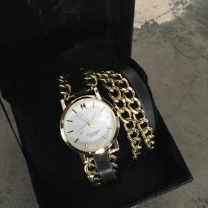 Vs bracelet watch (reserved)