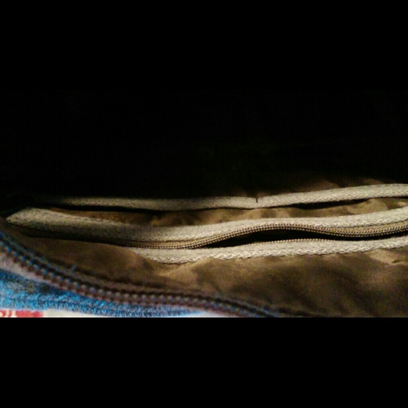 SOLD ------ Thirty One purse - Picture 2 of 3