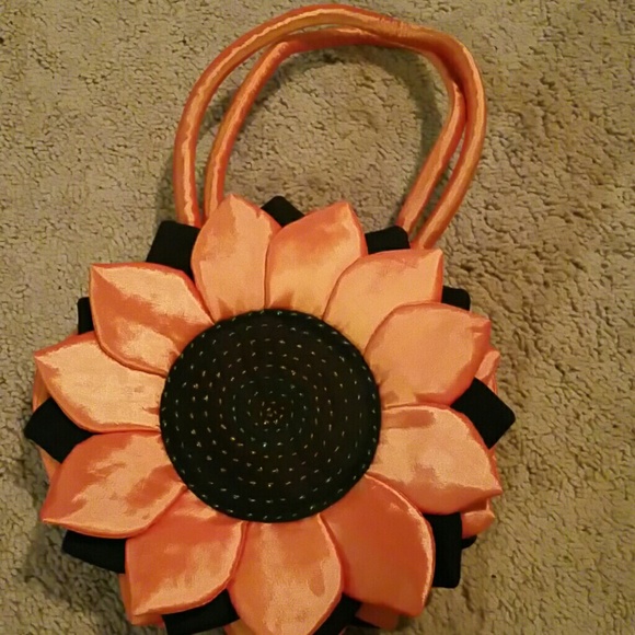 Flower bag! - Picture 4 of 4