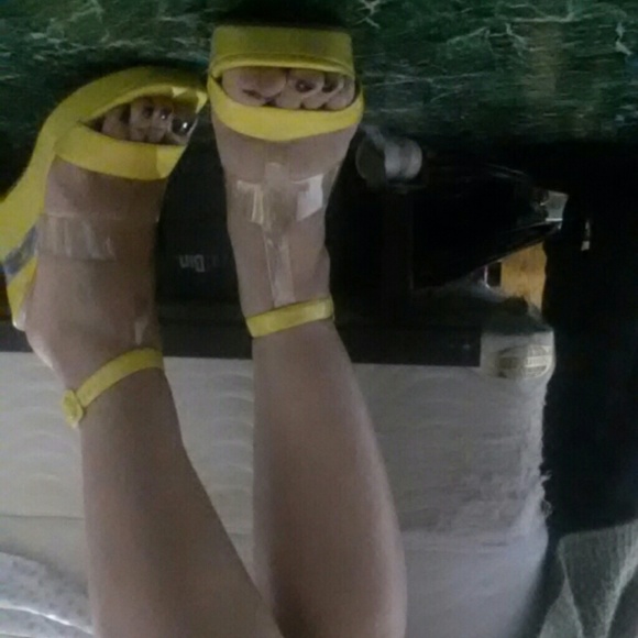 Retro Ankle Wedges - Picture 3 of 4