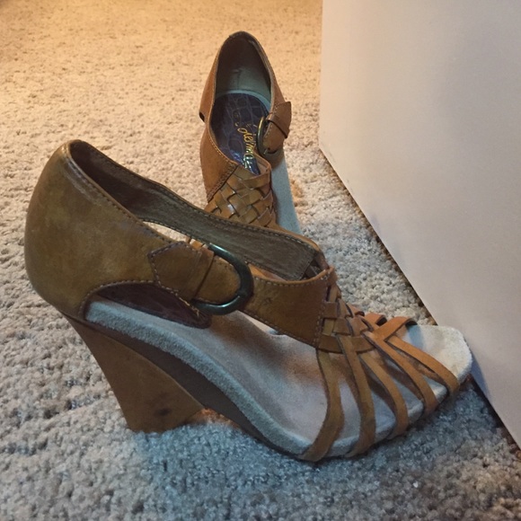 Sam Edelman wedge - Picture 3 of 4