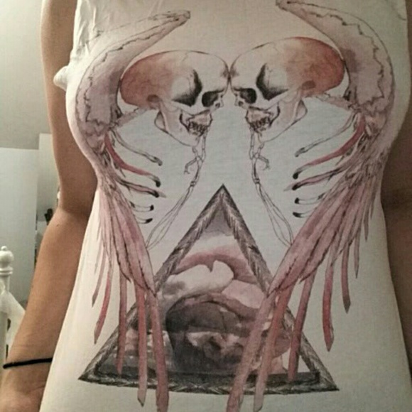 Skull Tank