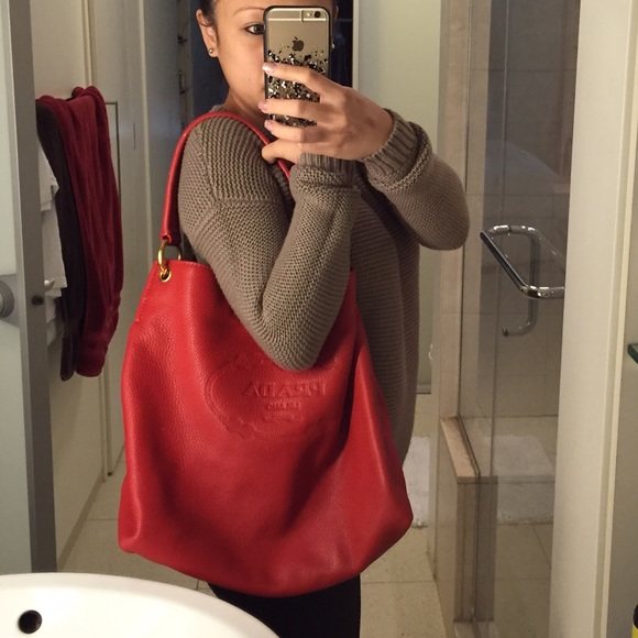 Authentic red Prada hobo bag - Picture 3 of 4