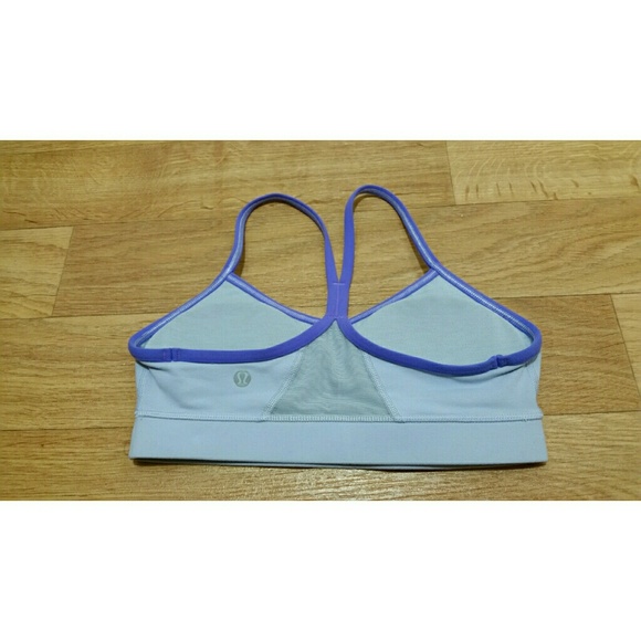 [TRADED] Lululemon Flow Bra (4) - Picture 2 of 3