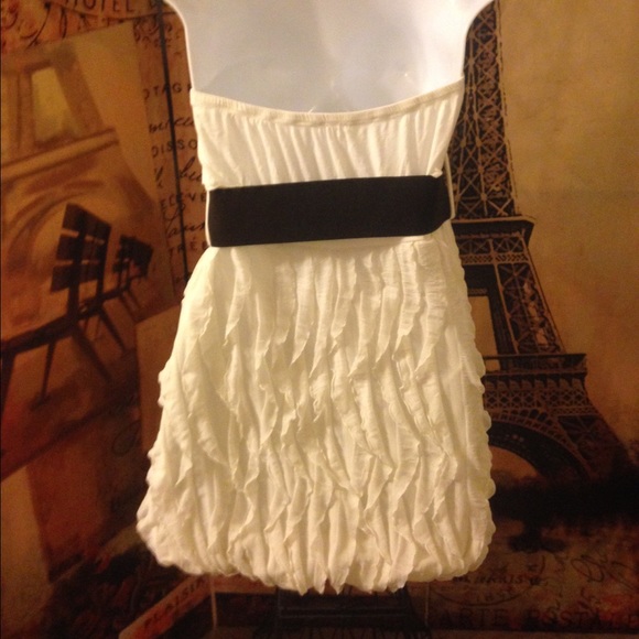 SOLD! - Picture 3 of 4