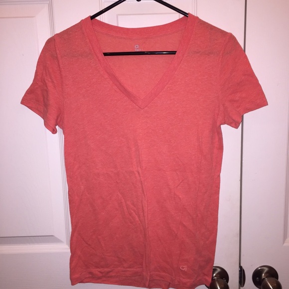 Gap Fit V neck