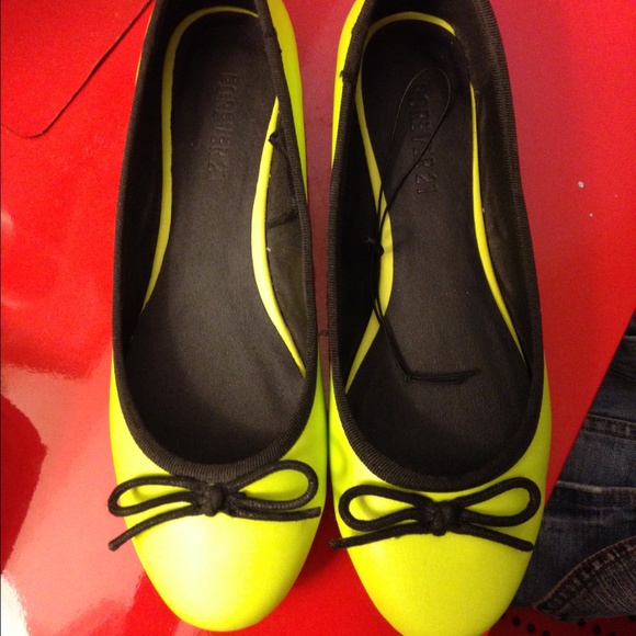 Forever 21 Neon Yellow Flats