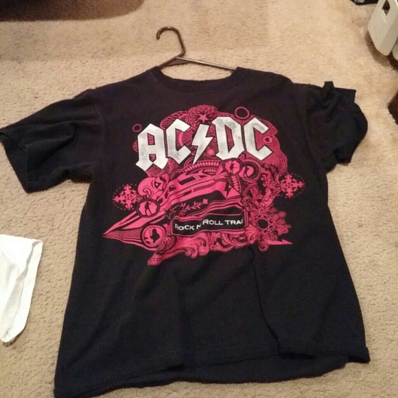 ACDC tee