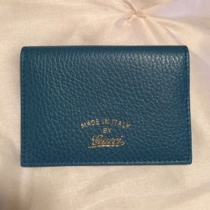 GUCCI teal cardholder. NEW IN BOX.