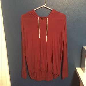 Tillys maroon sweatshirt