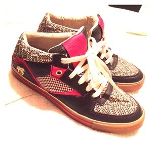 Awesome l.a.m.b sneakers- NEVER BEEN WORN!
