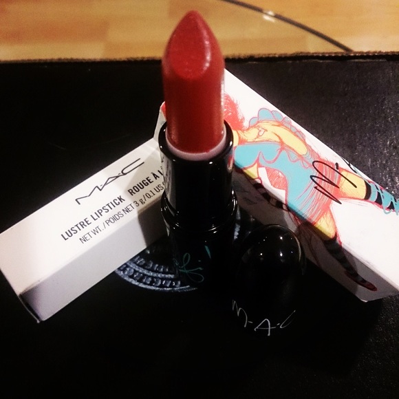 MAC Fafi Strawbaby Lipstick