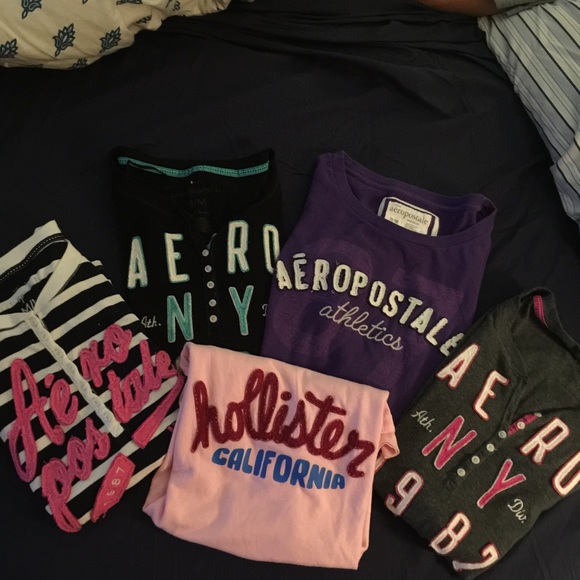 5 long sleeve shirts.