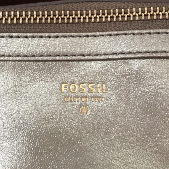 Fossil Leather Handbag - Picture 3 of 4