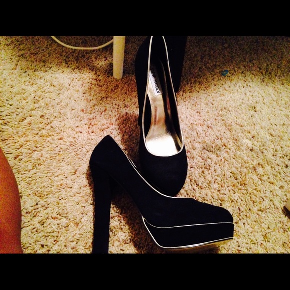 Heels heels heels. $31 EACH - Picture 2 of 4