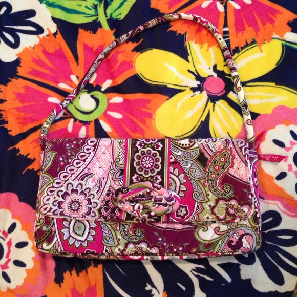 Cute Pink Vera Bradley Purse💕