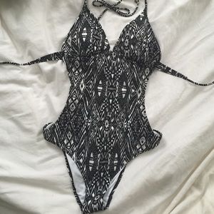 NWT American Eagle printed monokini