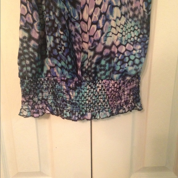 Purple and blue sleeveless summer blouse. - Picture 3 of 3