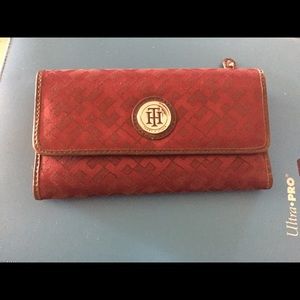 Tommy Hilfiger wallet