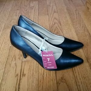 Merona Mid Heel Pump