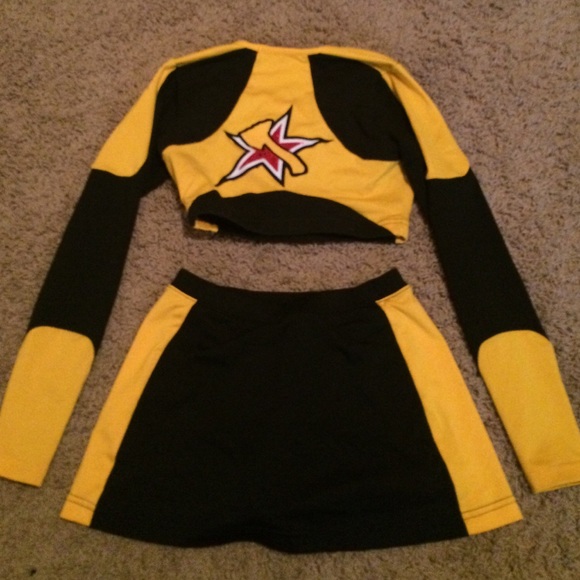 โค๏ธ๐ACE uniform โค๏ธ๐ - Picture 3 of 3