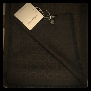 New Salvatore Ferragamo Gancini Brown Scarf