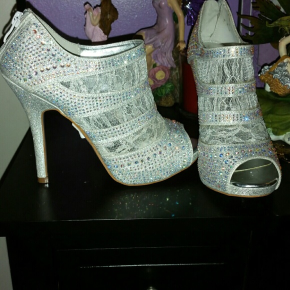 Diamond heels