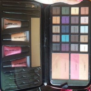 Ulta make up in a zip up makeup case