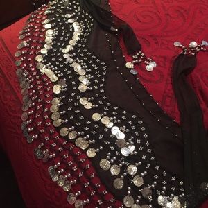 Belly dancing belt.