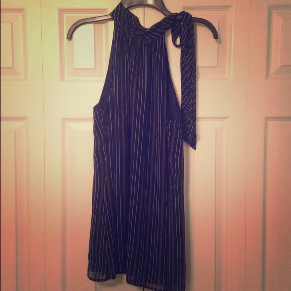 Classic blouse with tie at neck - Picture 1 of 3