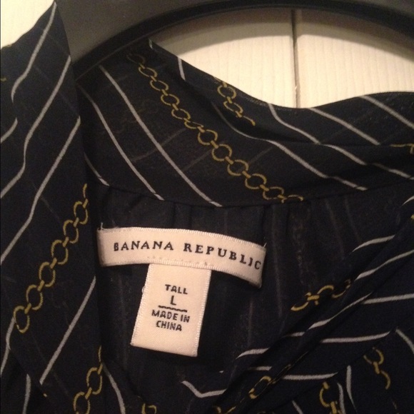 Classic blouse with tie at neck - Picture 3 of 3