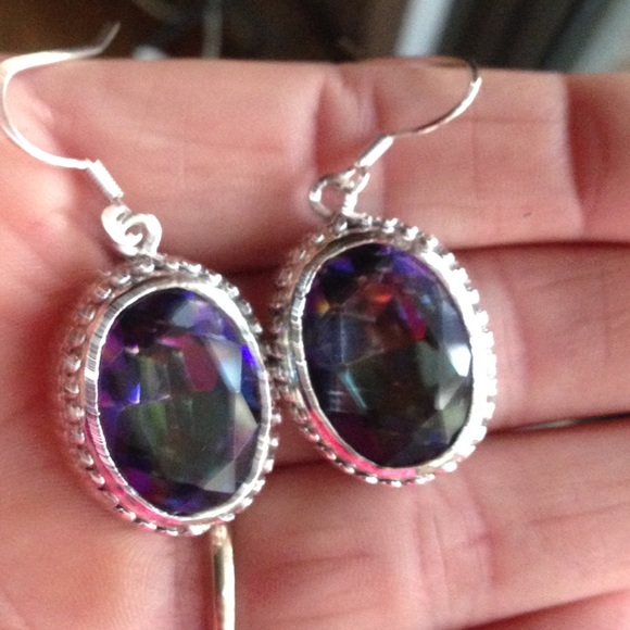 Handmade Jewelry - 💯% 925 Sterling silver Mystic Topaz earrings 💞